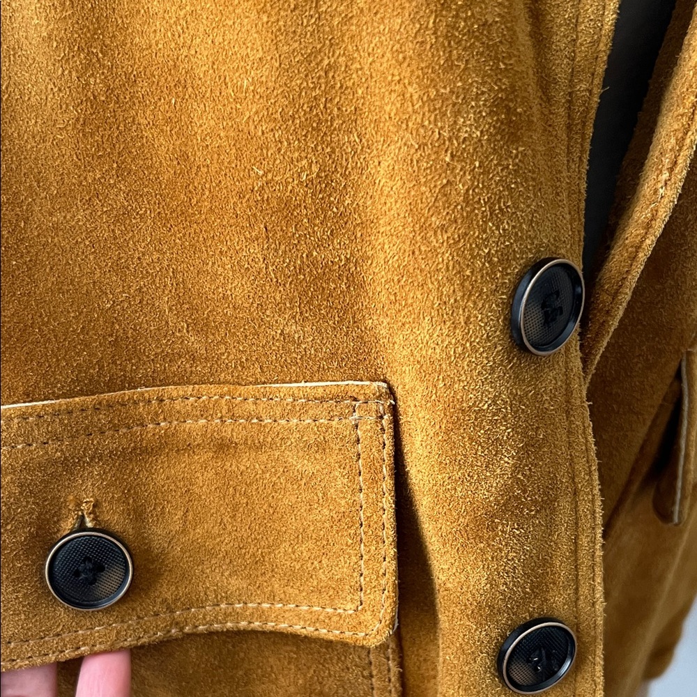Men - Suede Stunning Jacket with Tan Accents - Picture 3 of 6